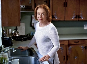 Holland Taylor jako Ida Silver - obrazek