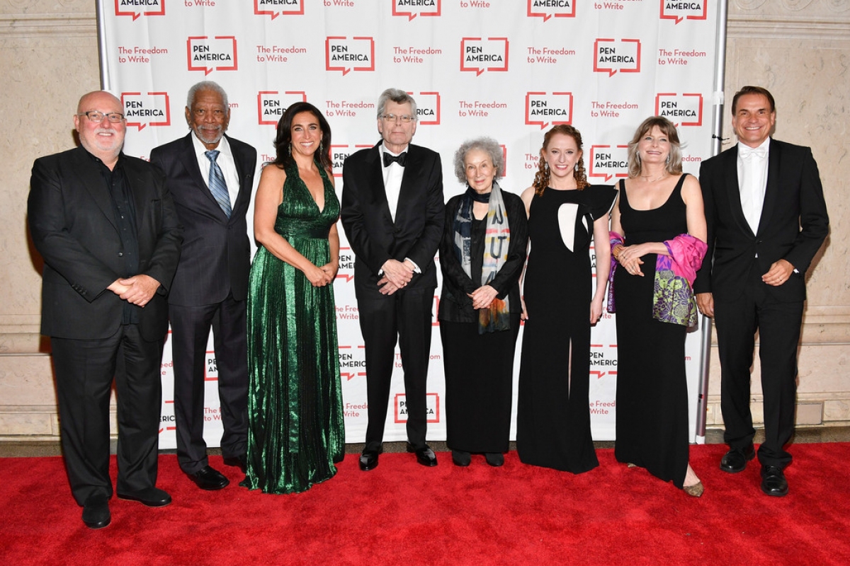 PEN America Gala - Morgan Freeman, Stephen King, Sean Kelly, Margaret Atwood, Markus Dohle, Jennifer Egan, Suzanne Nossel, Roxanne Donovan - obrazek